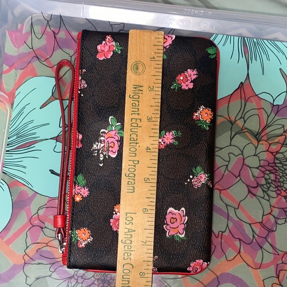 Coach Floral Brown & Black Wristlet Clutch - Picture 4 of 5